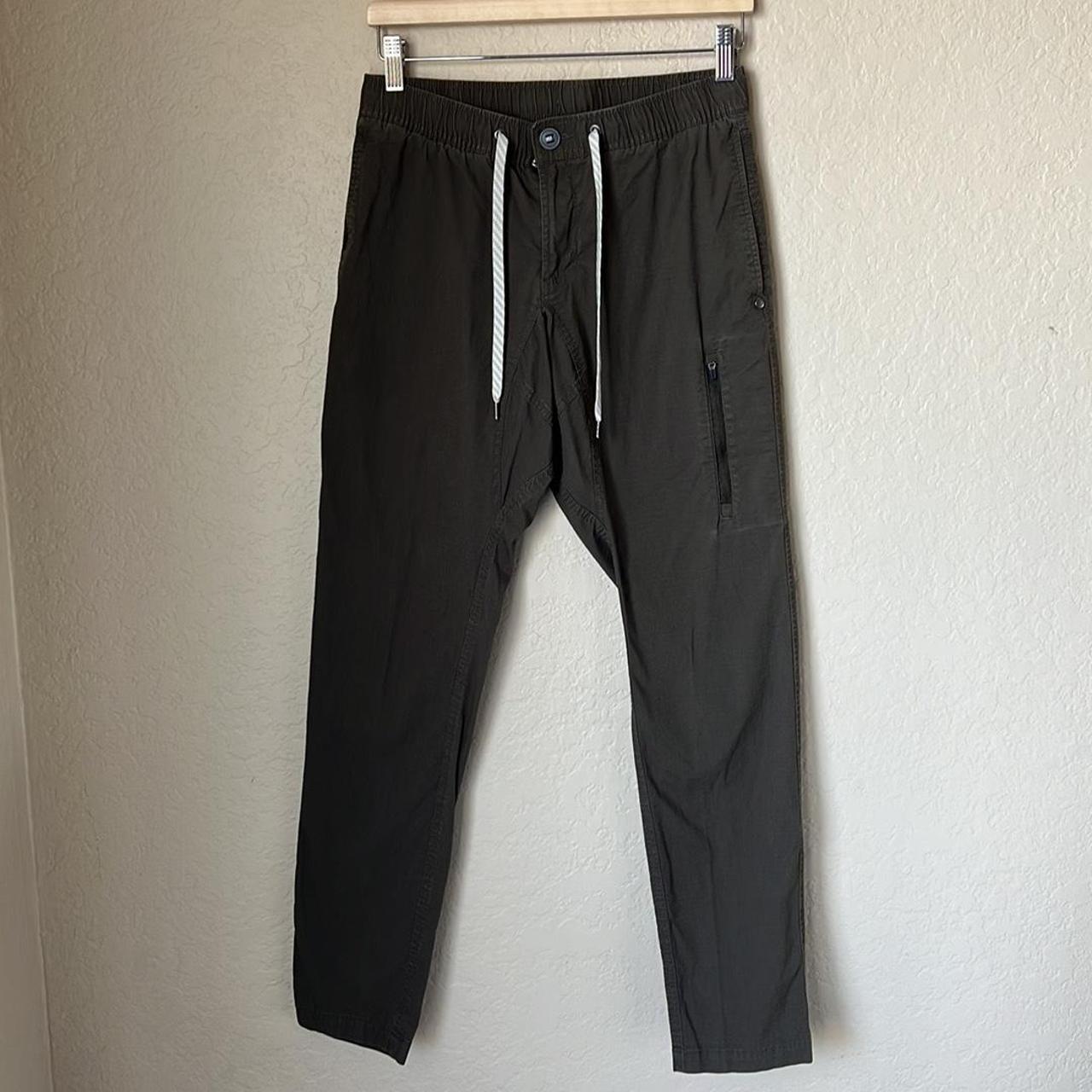 Vuori army green ripstop climbing pants Excellent... Depop