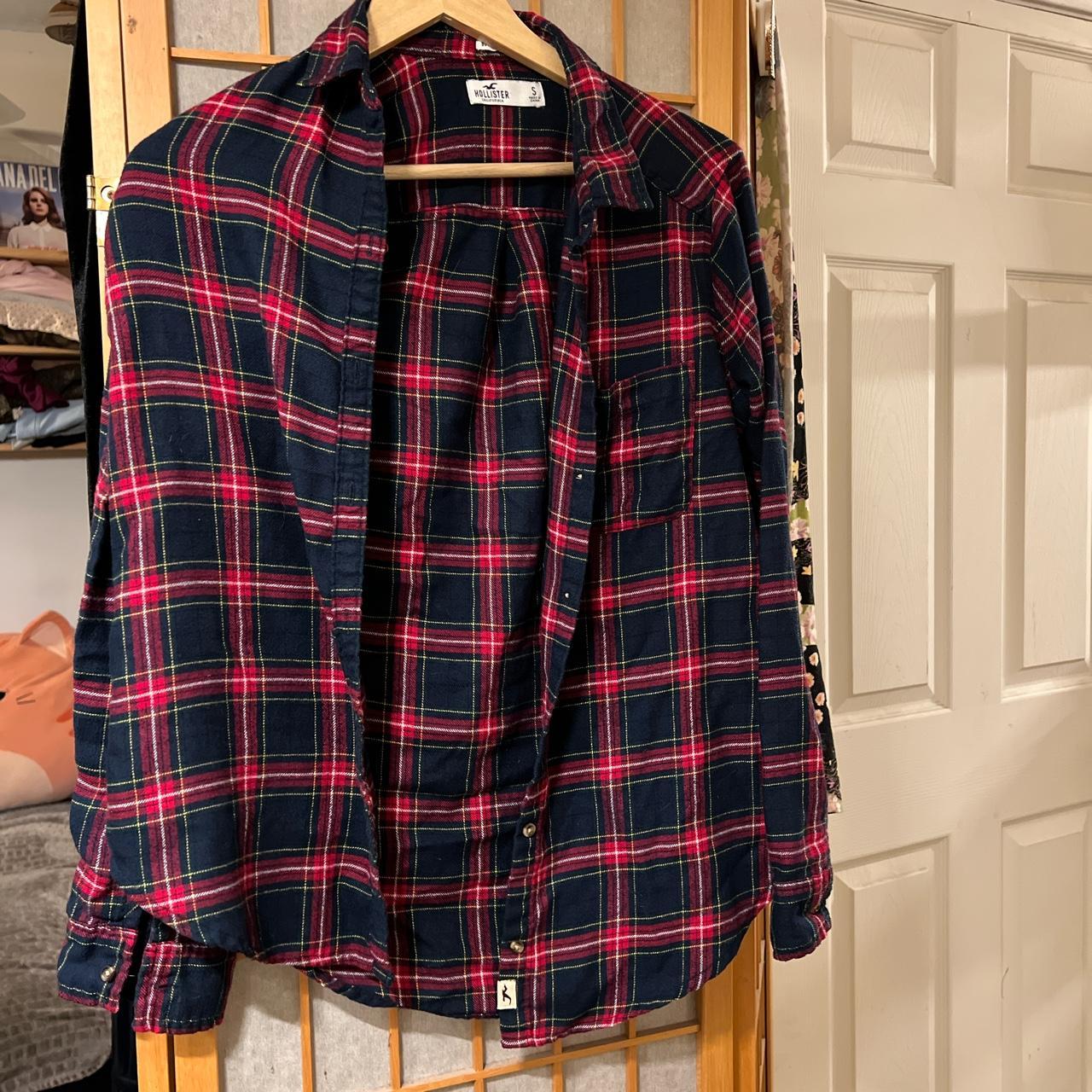 Women's Oversized Flannel Shirt in Black Plaid Size S from Hollister