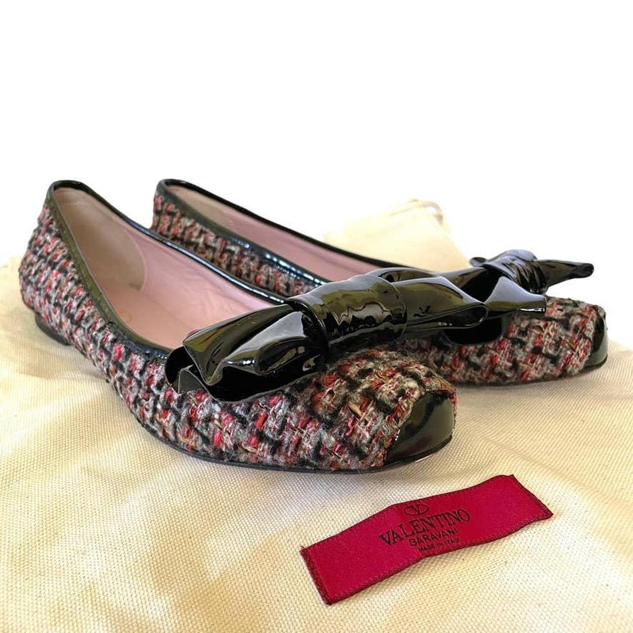 Red Valentino Pink Tweed Black Patent Leather Bow... Depop