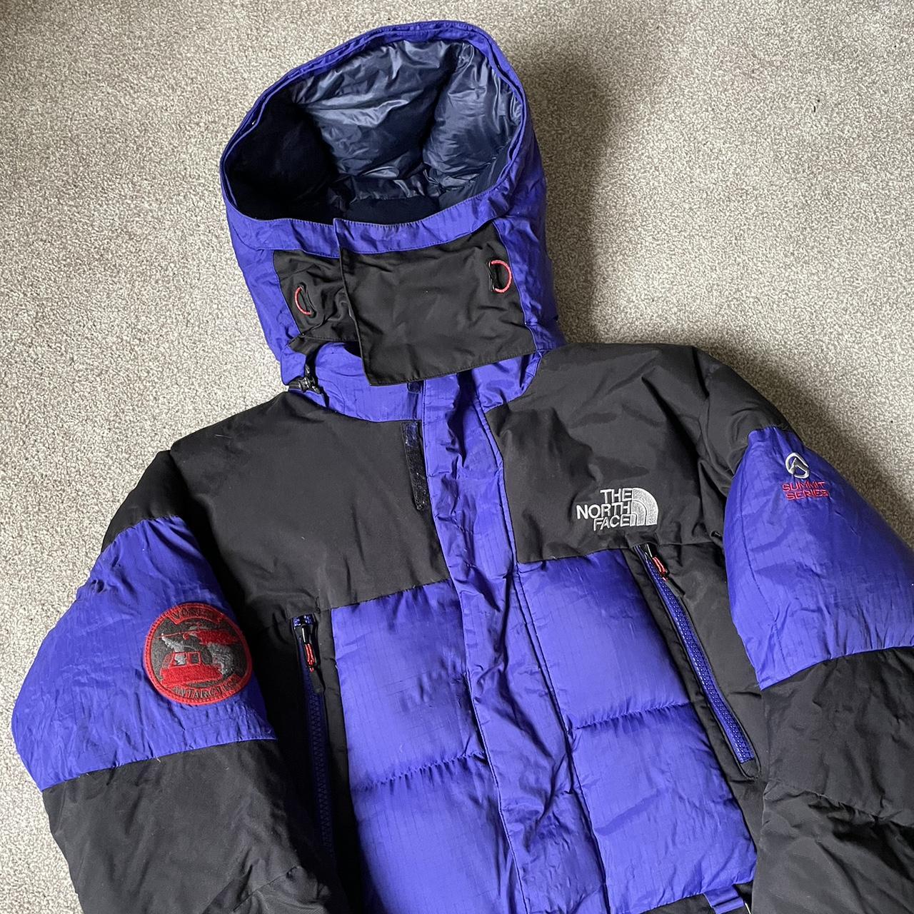 ⚡️The North Face 700 blue/black puffer coat jacket... - Depop