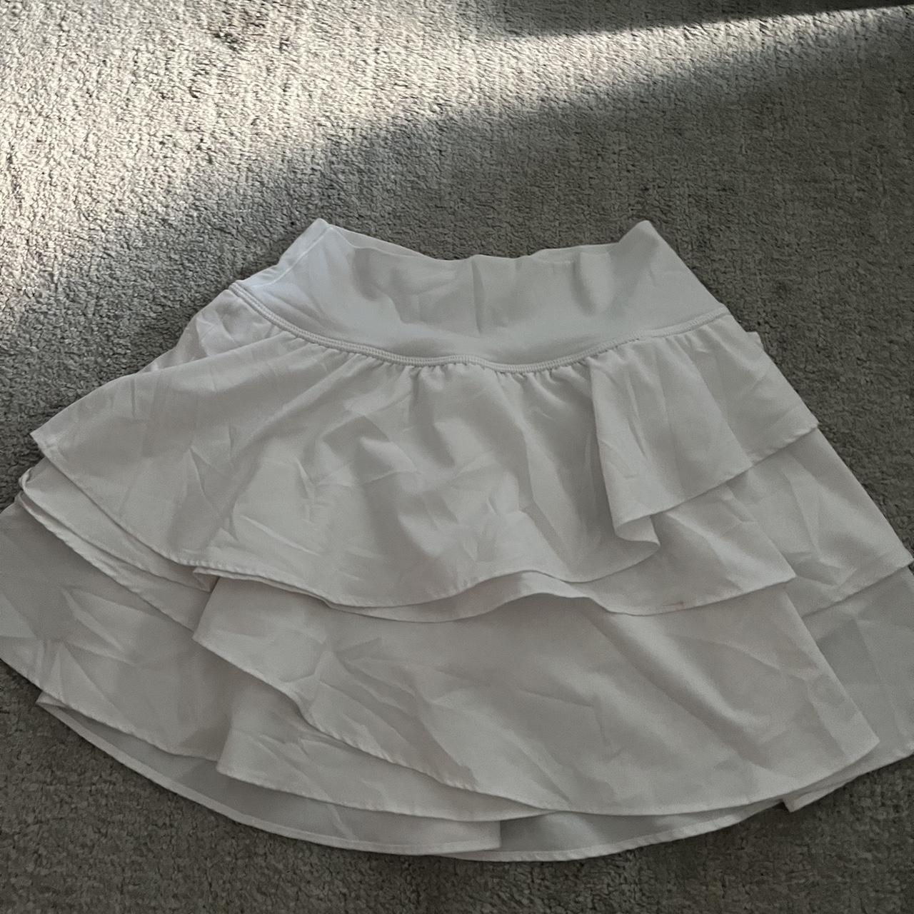 super cute aerie athletic skirt, no stains perfect... - Depop