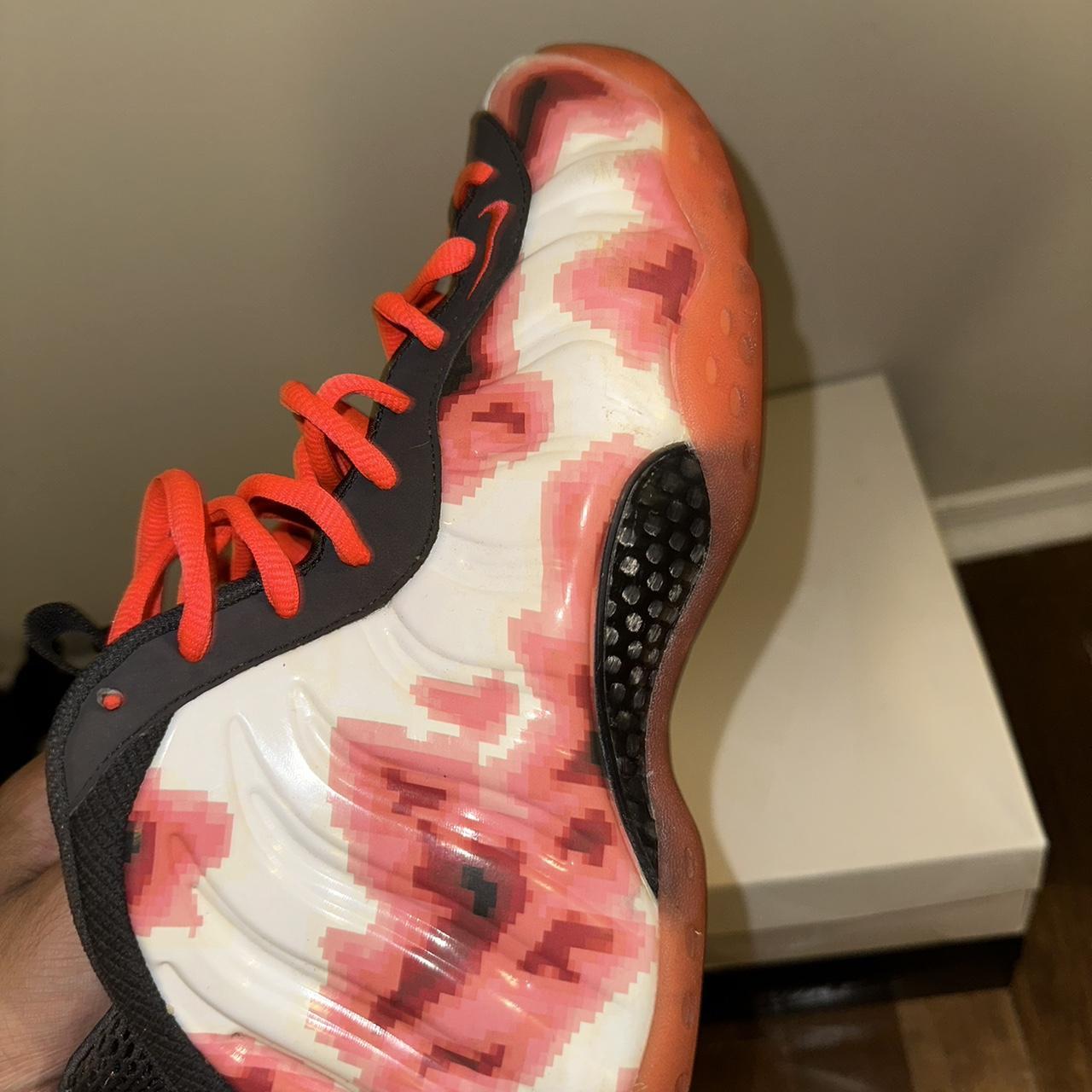 atomic red foamposites