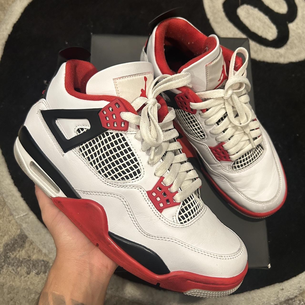 fire red 4s size 8