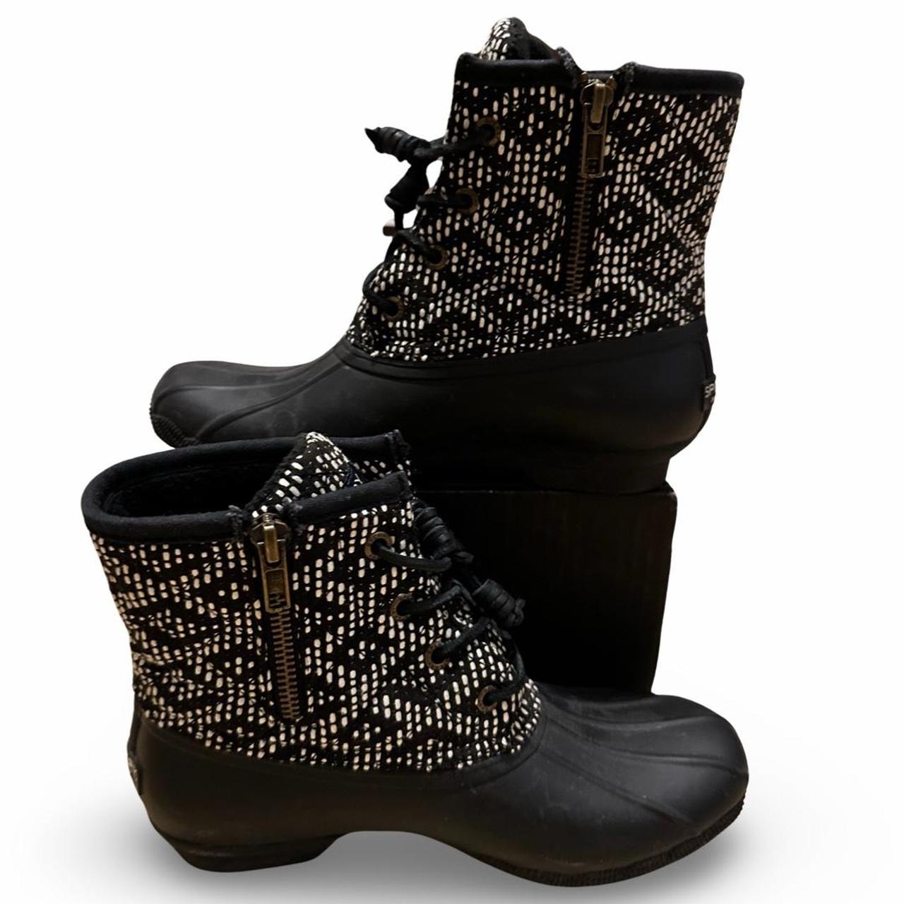 sperry saltwater buckle quilted boots