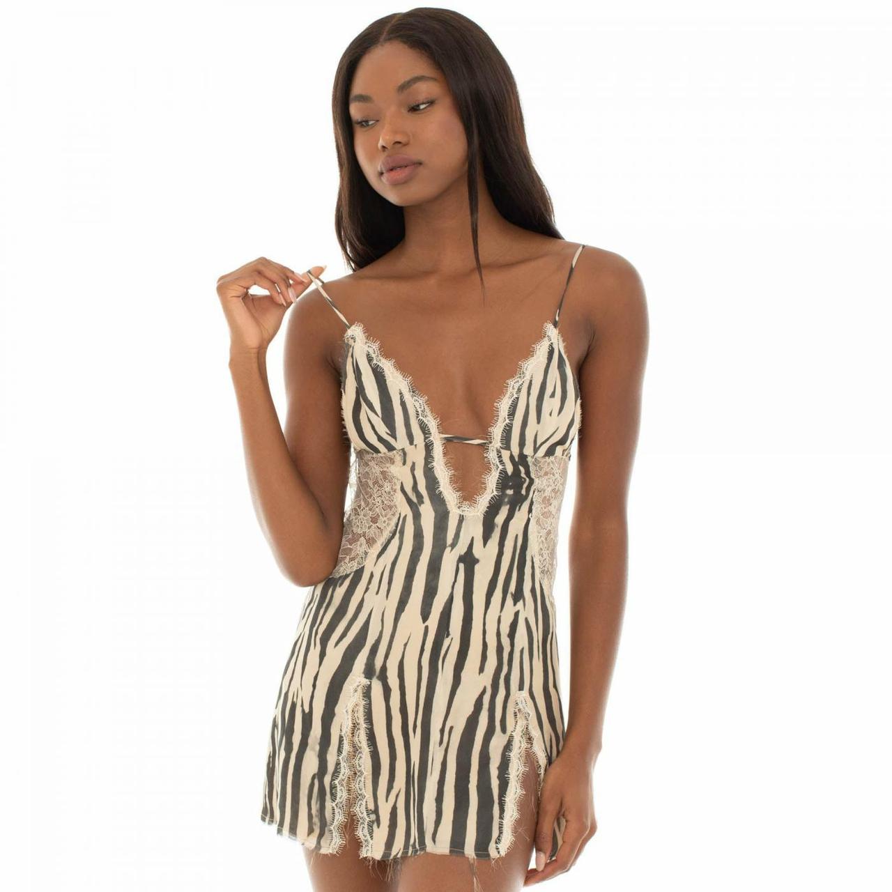 Are You Am I Zylah Dress XXS. Perfect condition, | Depop