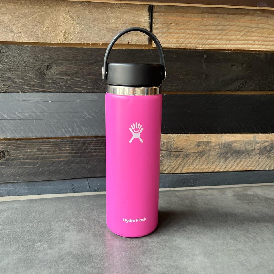 black 21 oz hydroflask - Depop