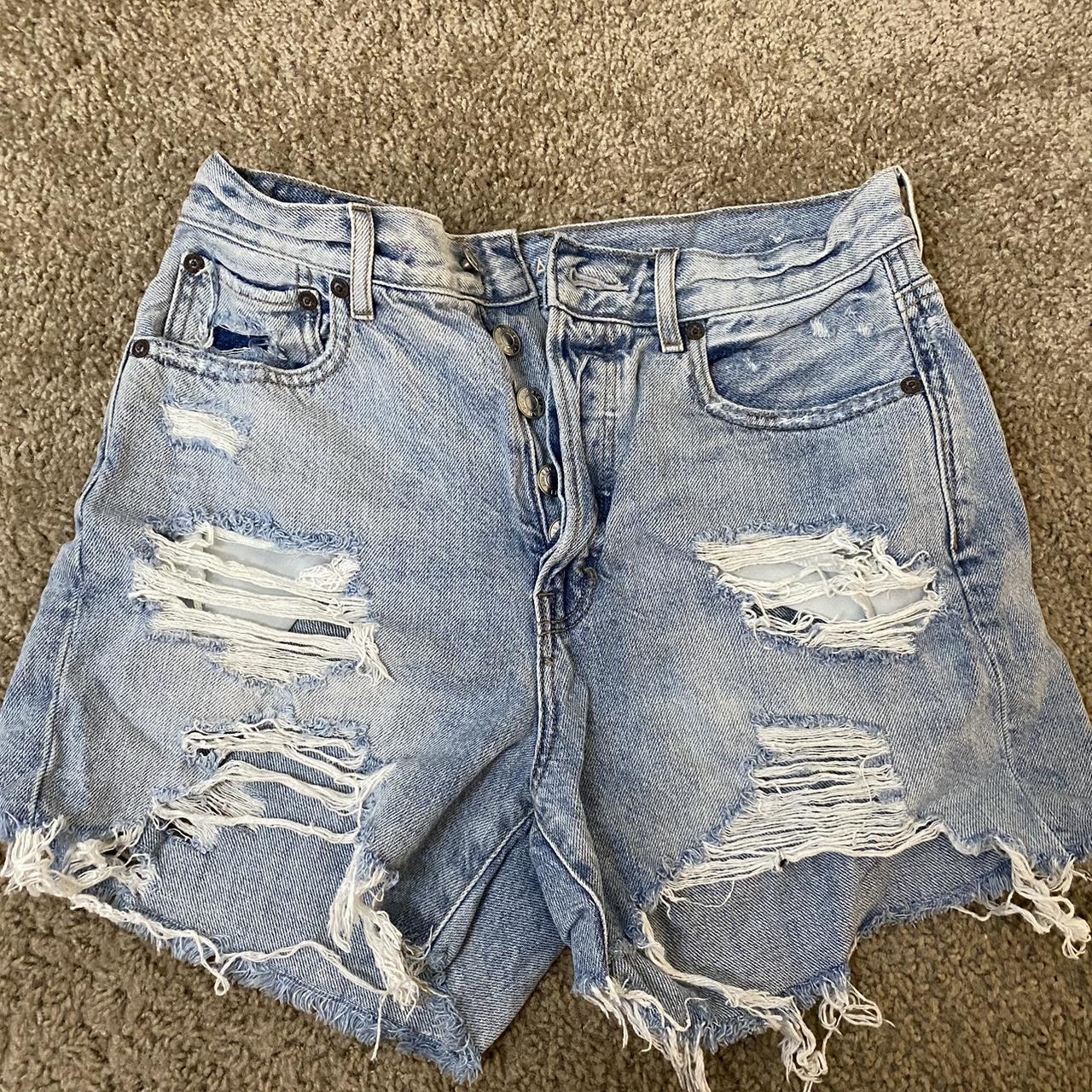 Size 8 American Eagle boyfriend shorts!! cute baggy... Depop