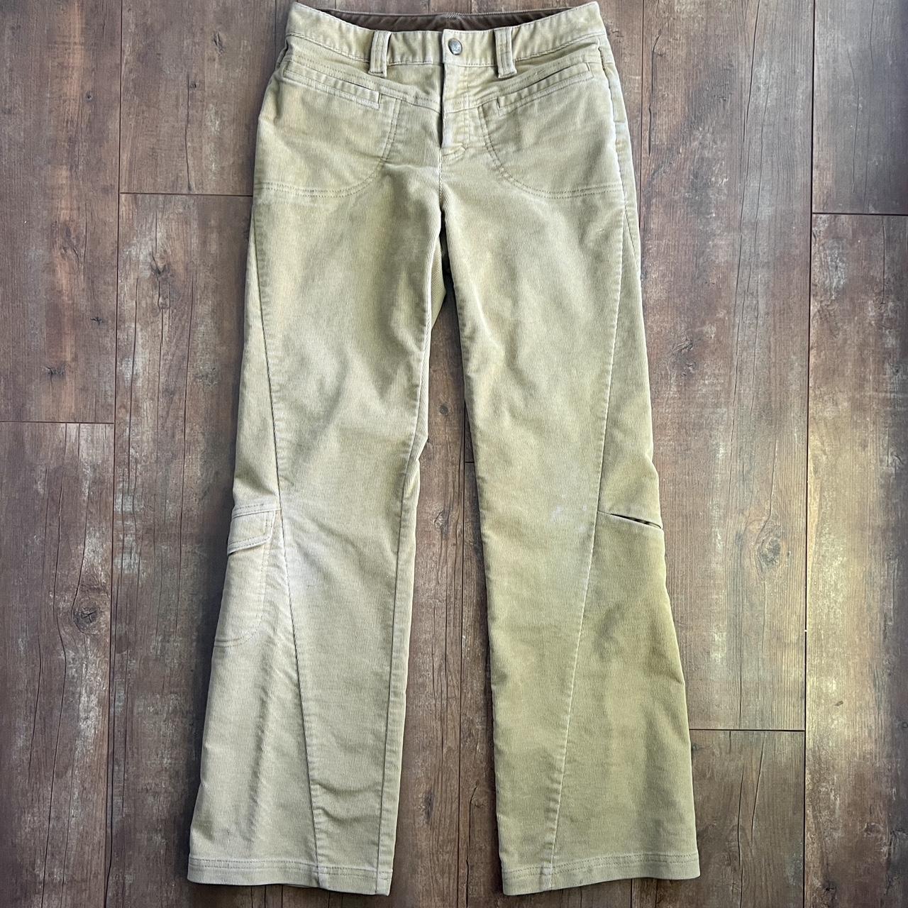 Athleta Y2K Khaki Cargo Mid-Rise Straight Leg Pants... - Depop