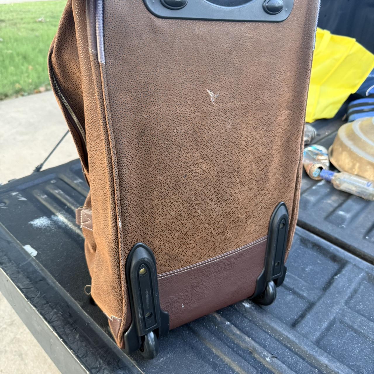 item listed by dapperemporium