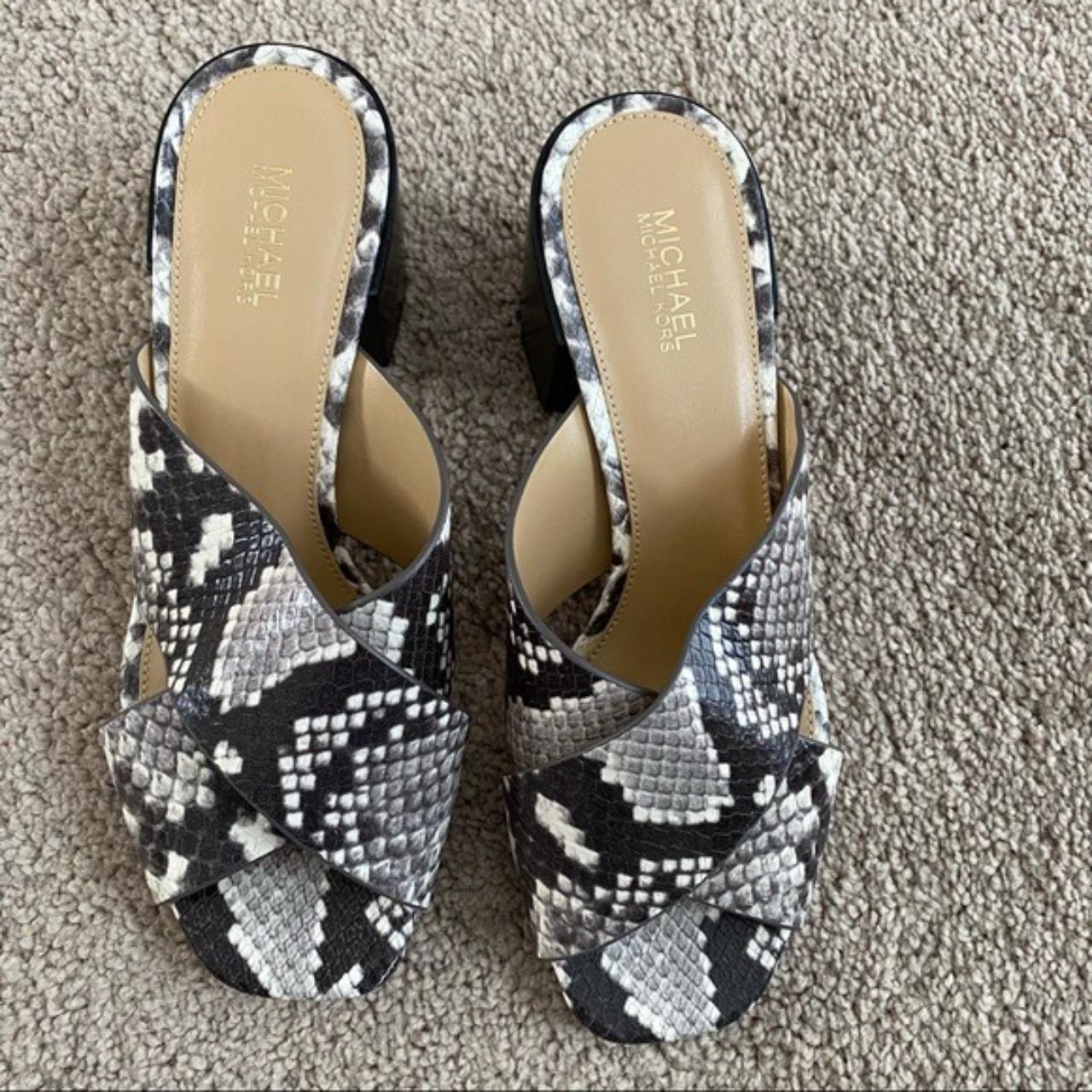 MICHAEL Michael Kors Women's Black Sandals | Depop