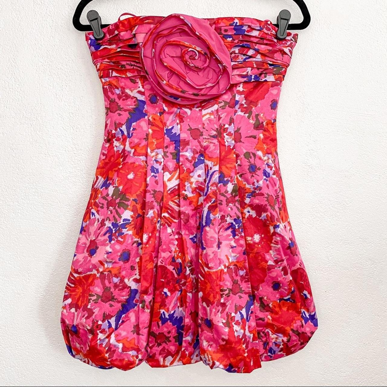 BCBG Begonia Strapless Floral Cocktail Dress Size... - Depop