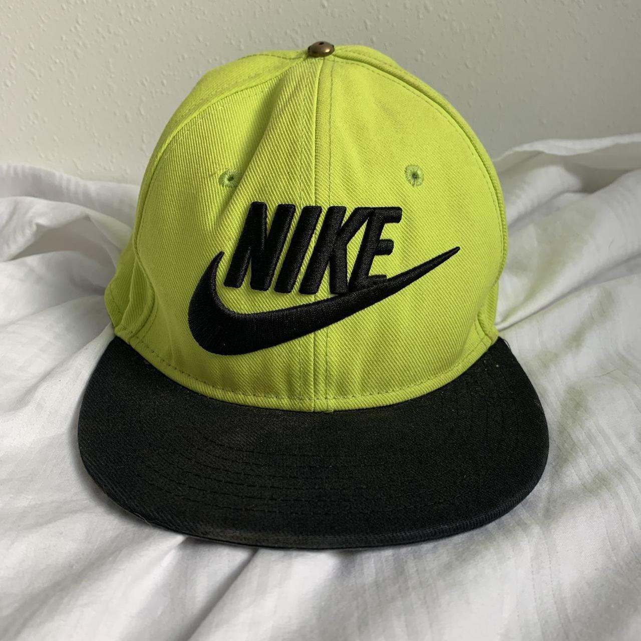 Nike neon-yellow baseball hat No known flaws; Depop