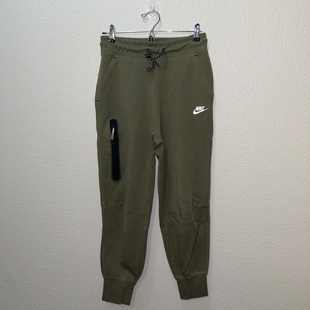 mens nike sweatpants small