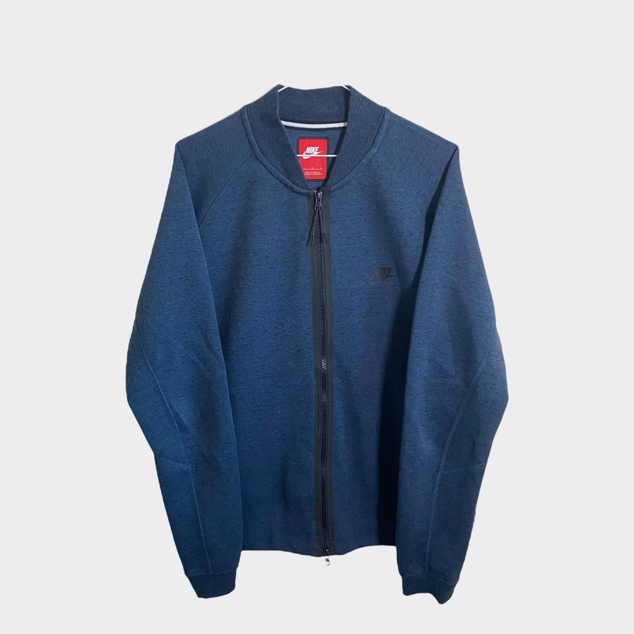 Nike Men's Navy and Blue Jacket Depop