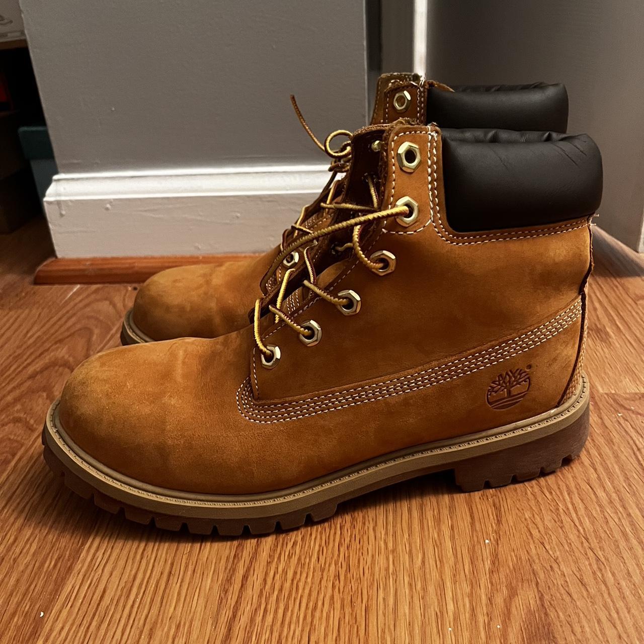 wheat timberlands 6.5 in kids so equal to a size 8... - Depop