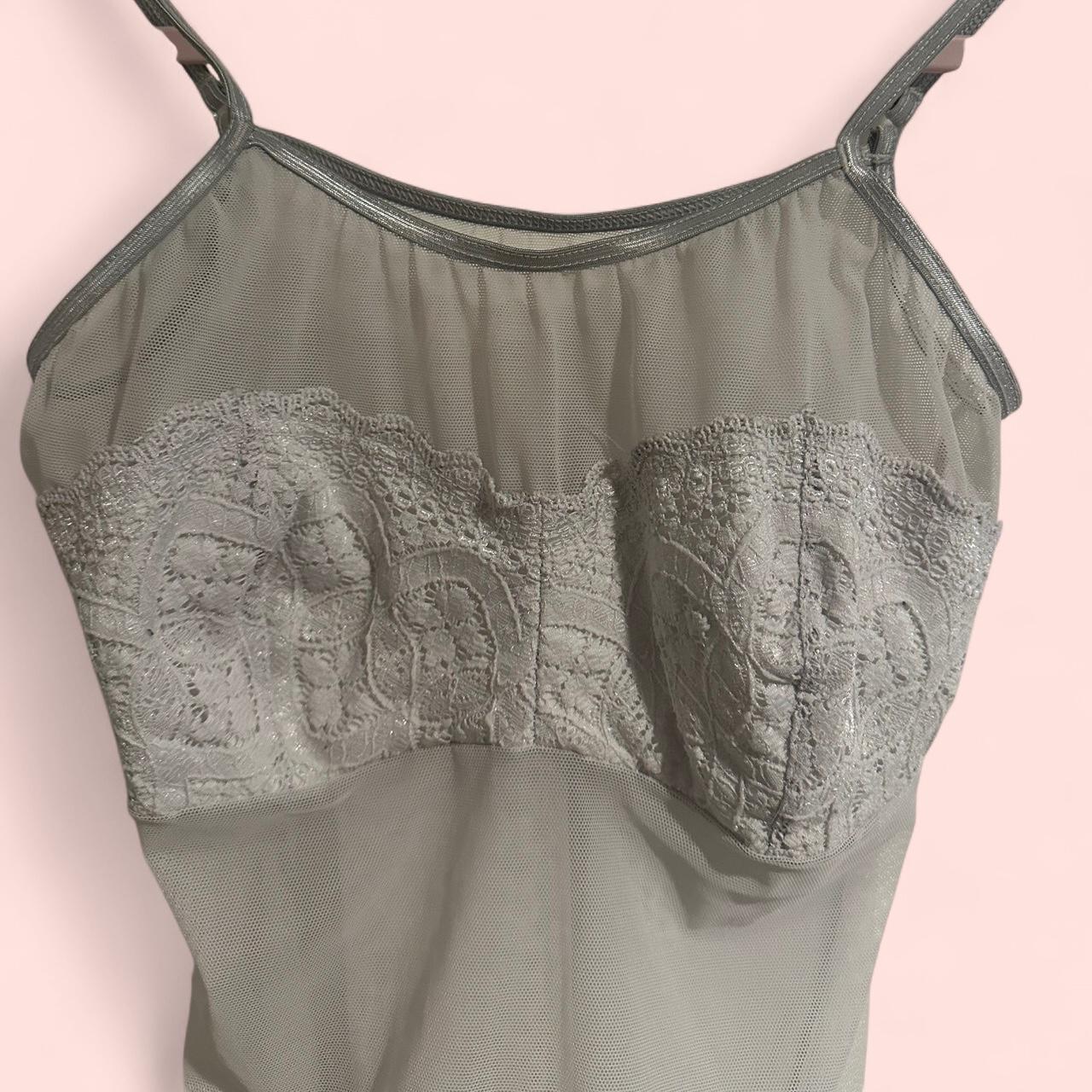 item listed by ilianascloset