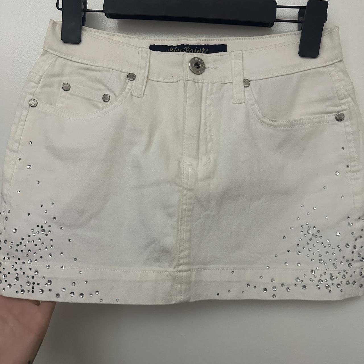 item listed by ilianascloset