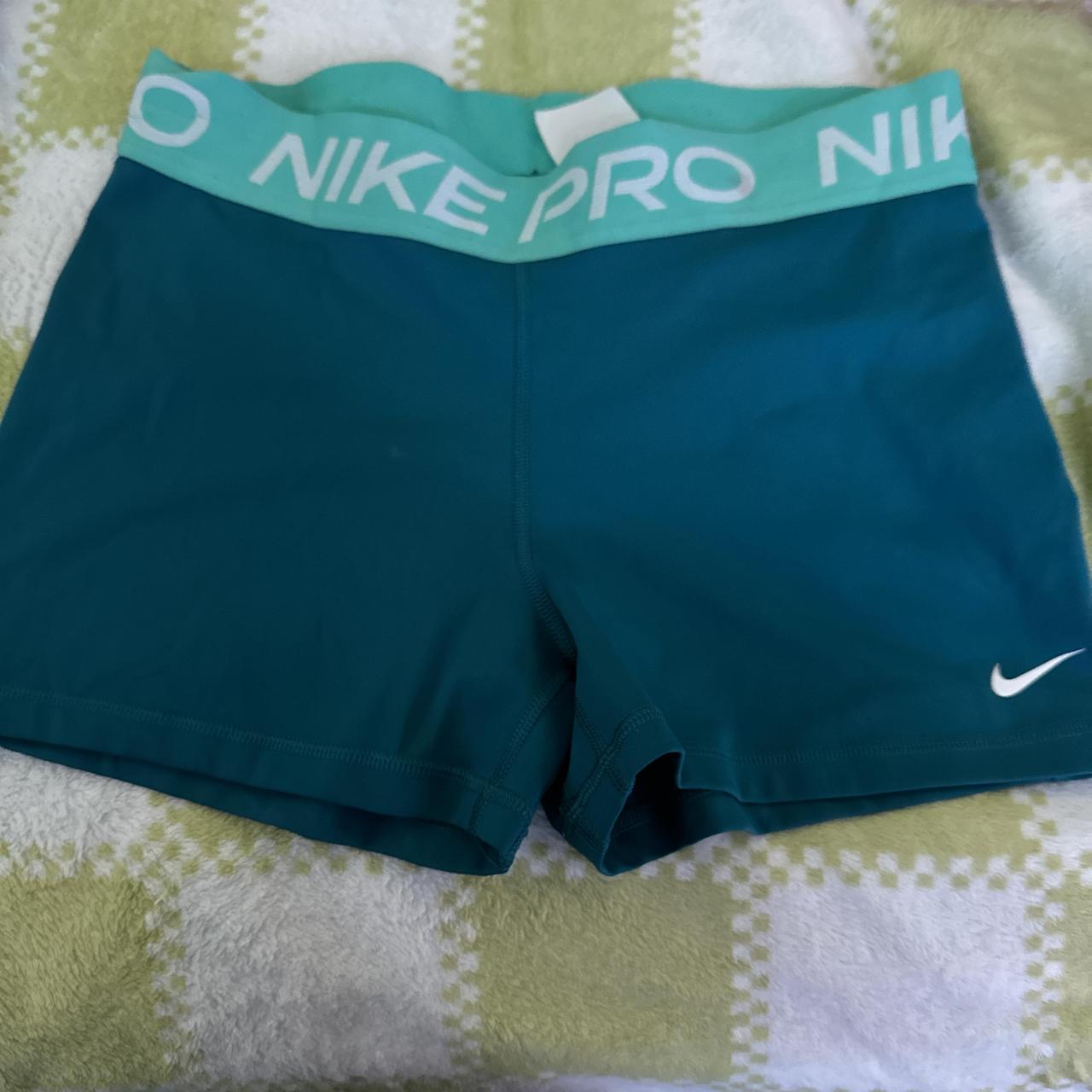 Nike pro tights - Depop