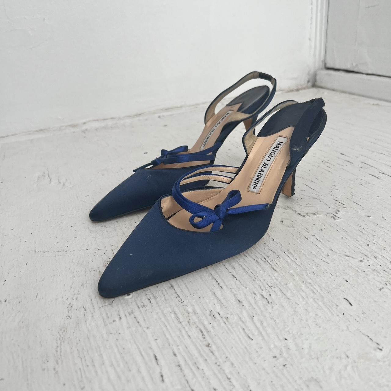 navy blue manolo blahnik shoes