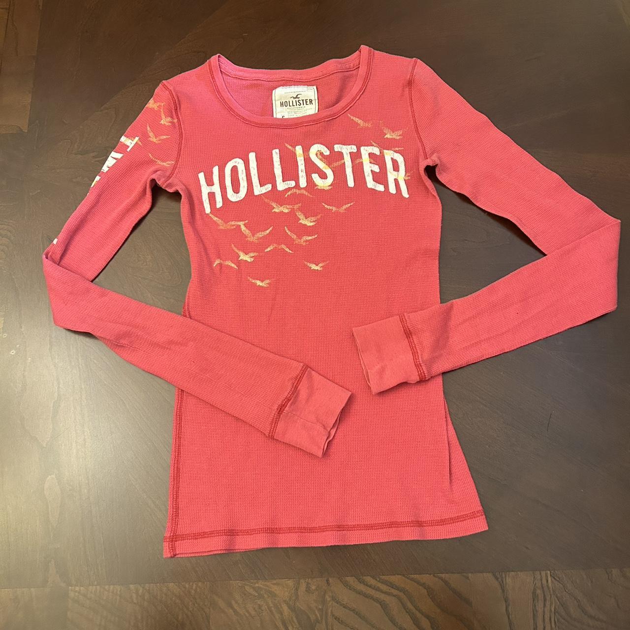 2000s Hollister long sleeve tee top size small has... - Depop