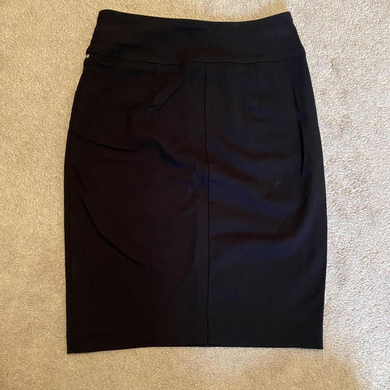 JCPenney Women's Black and Grey Skirt | Depop