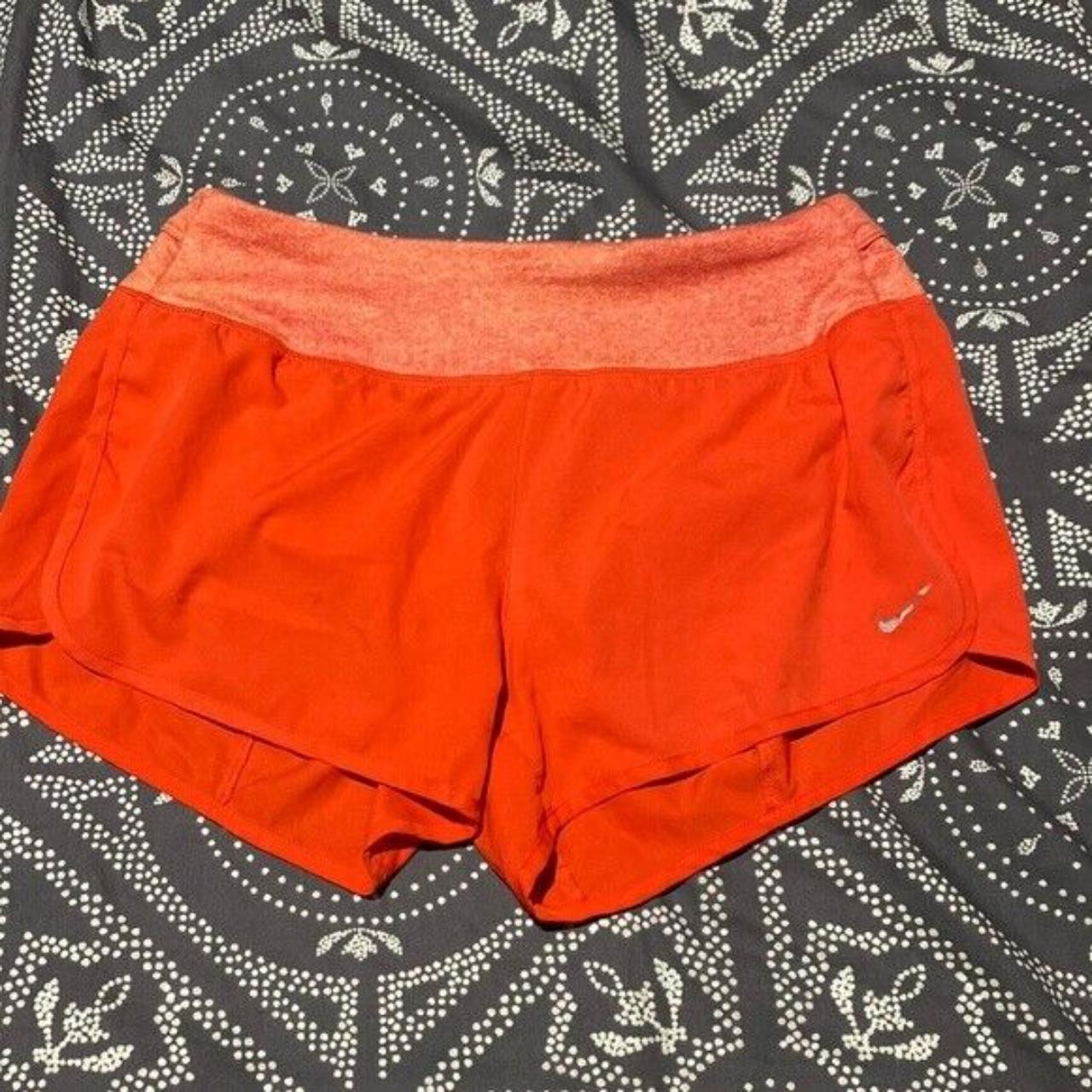 size nike shorts