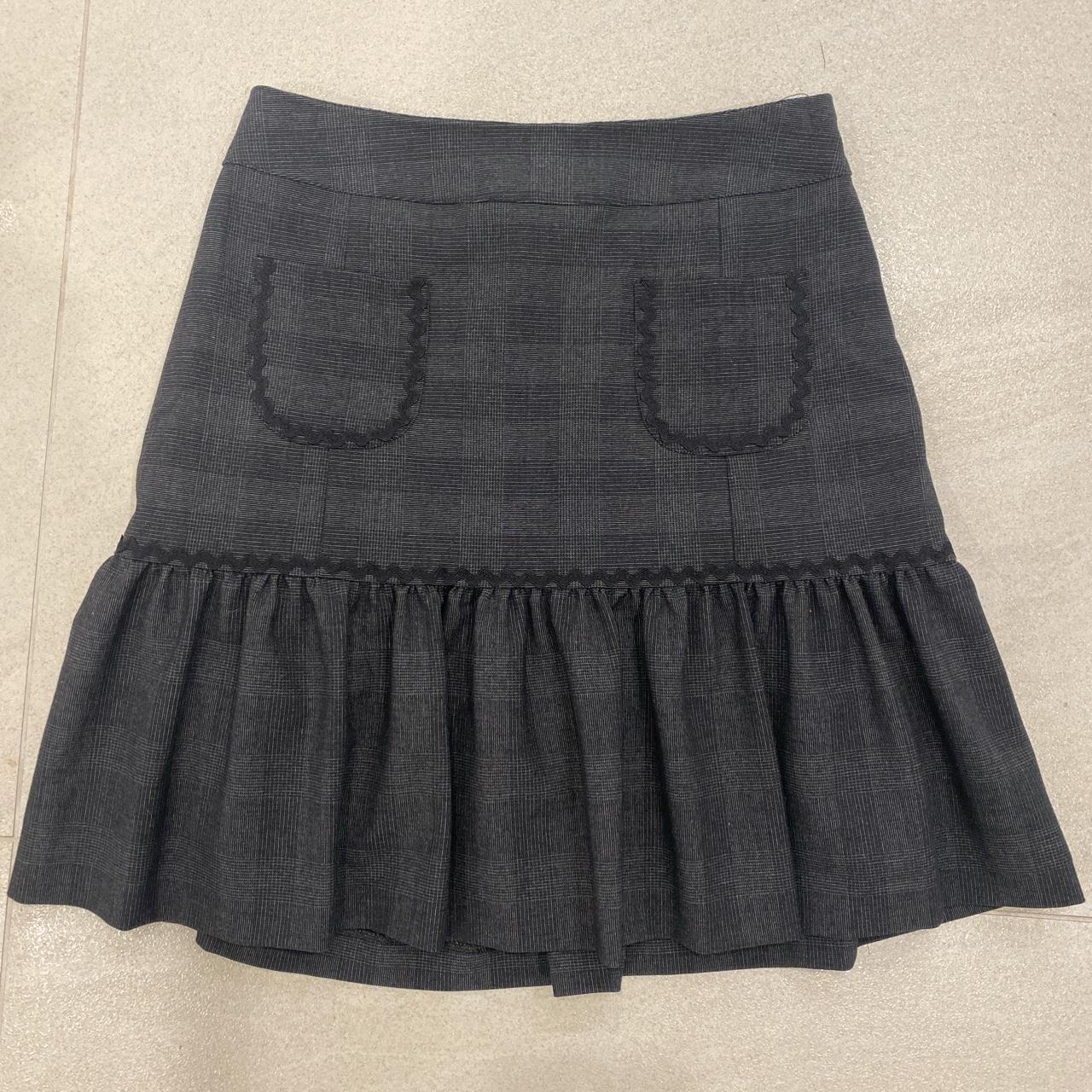 Review Women's Grey and Black Skirt | Depop