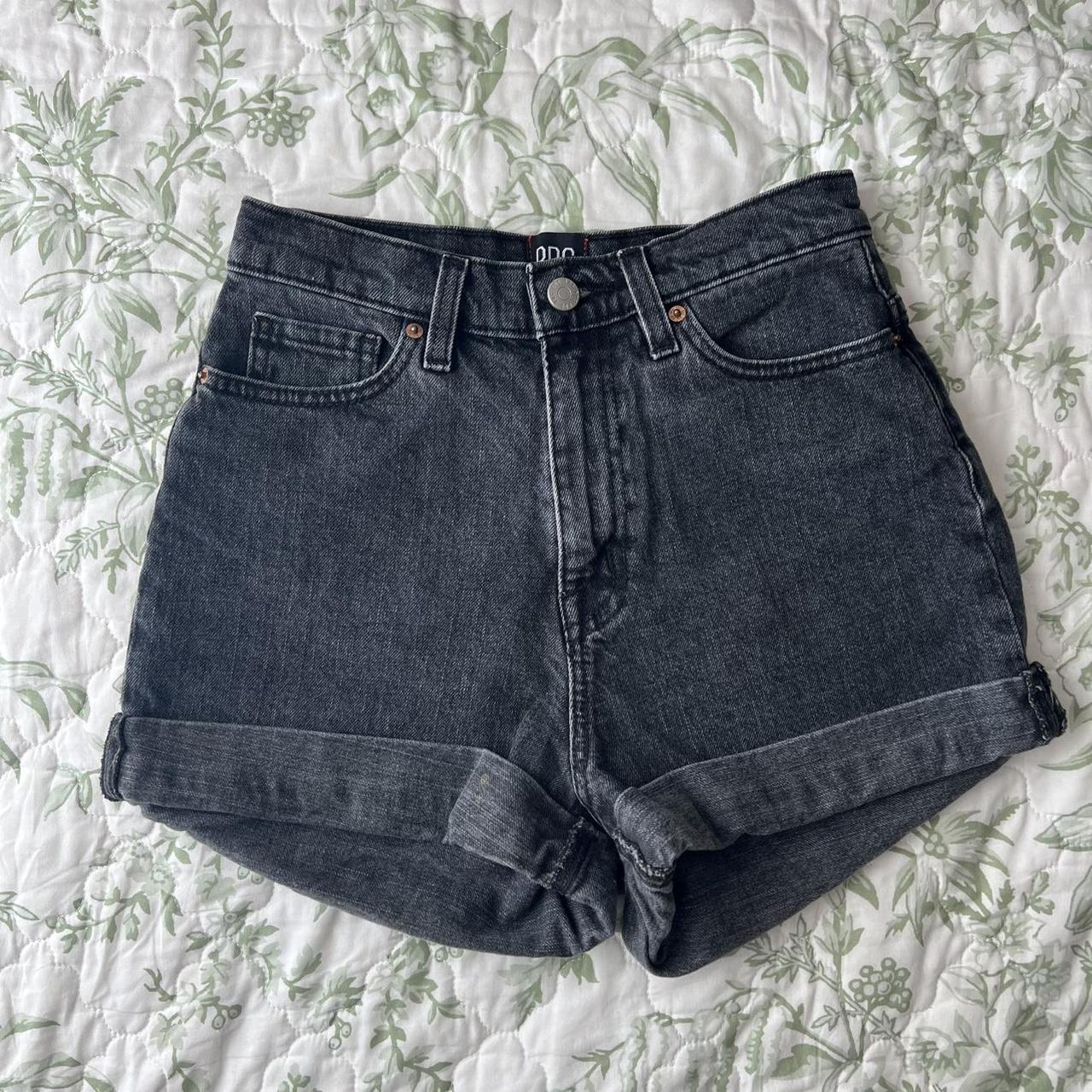 item listed by awhfrostbite