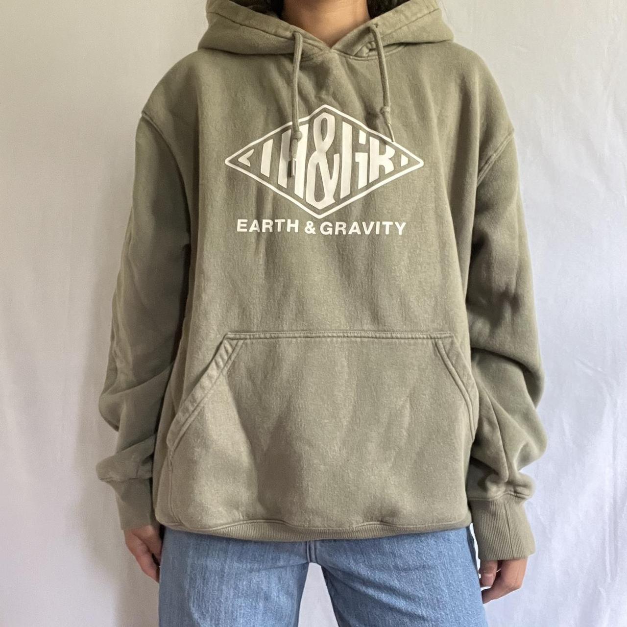 Hoodie h&m earth and gravity sale