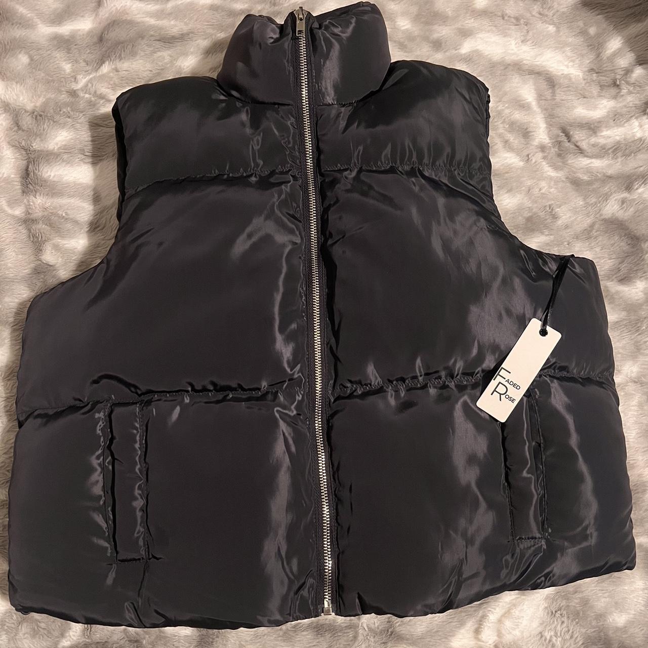 Rue 21 Women’s Vest NWT never worn - Depop