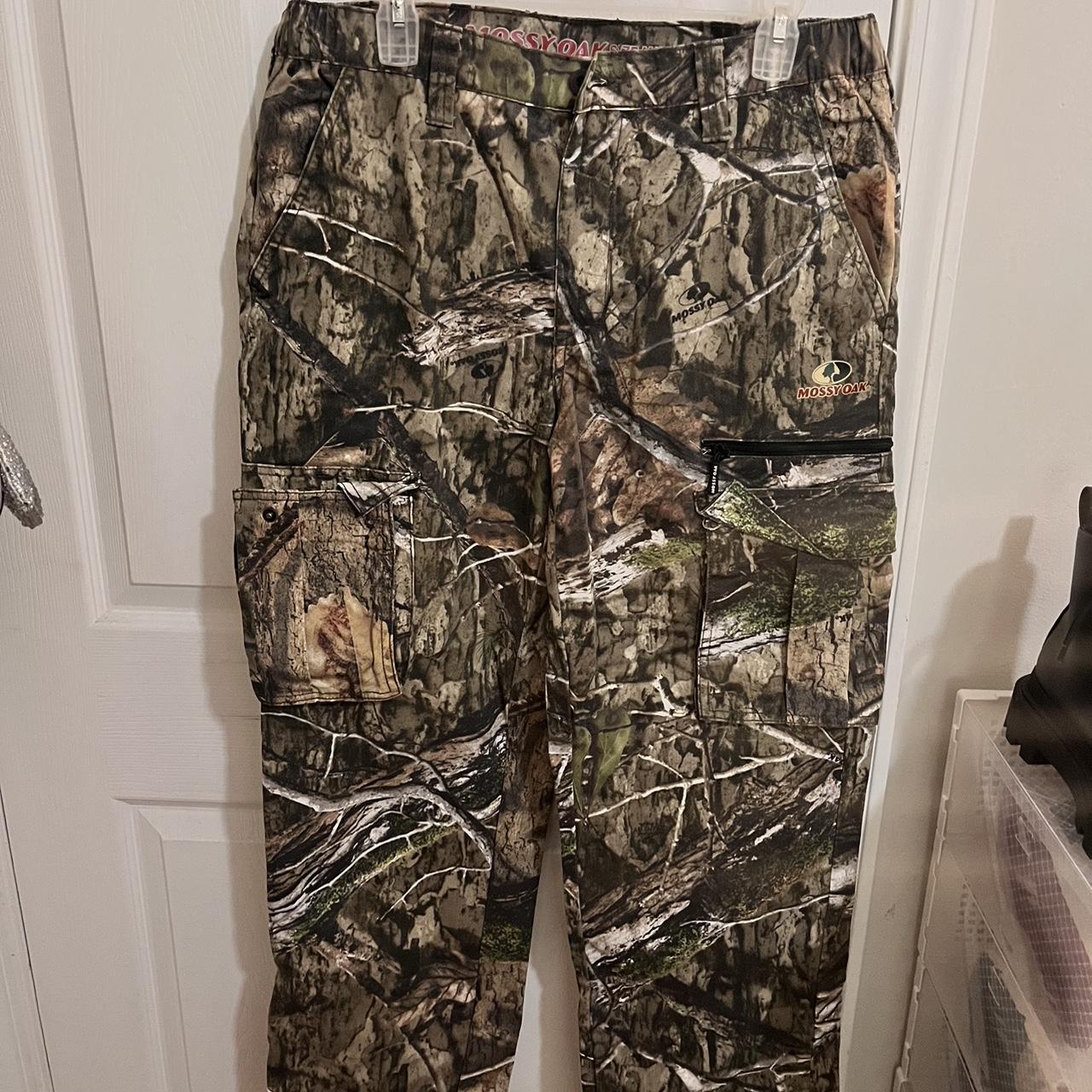 Mossy oak camo pants - Depop