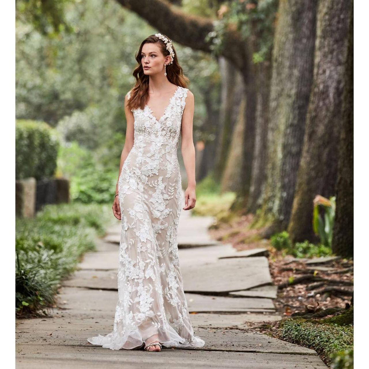 BHLDN Lace Wedding Dress