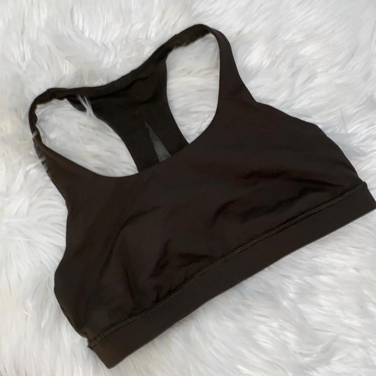 Lululemon Women's Green Bra | Depop