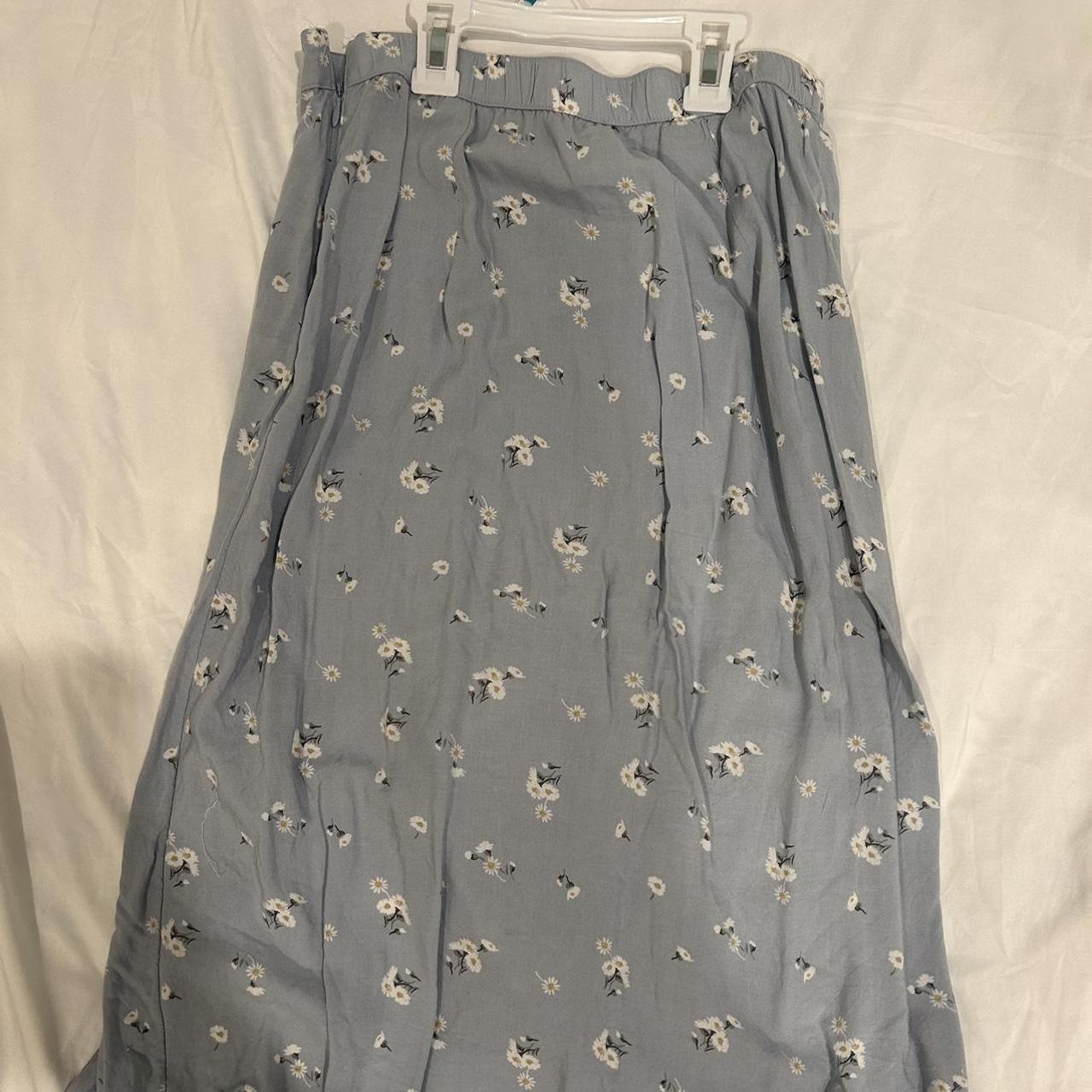 hollister blue floral skirt, with - Depop