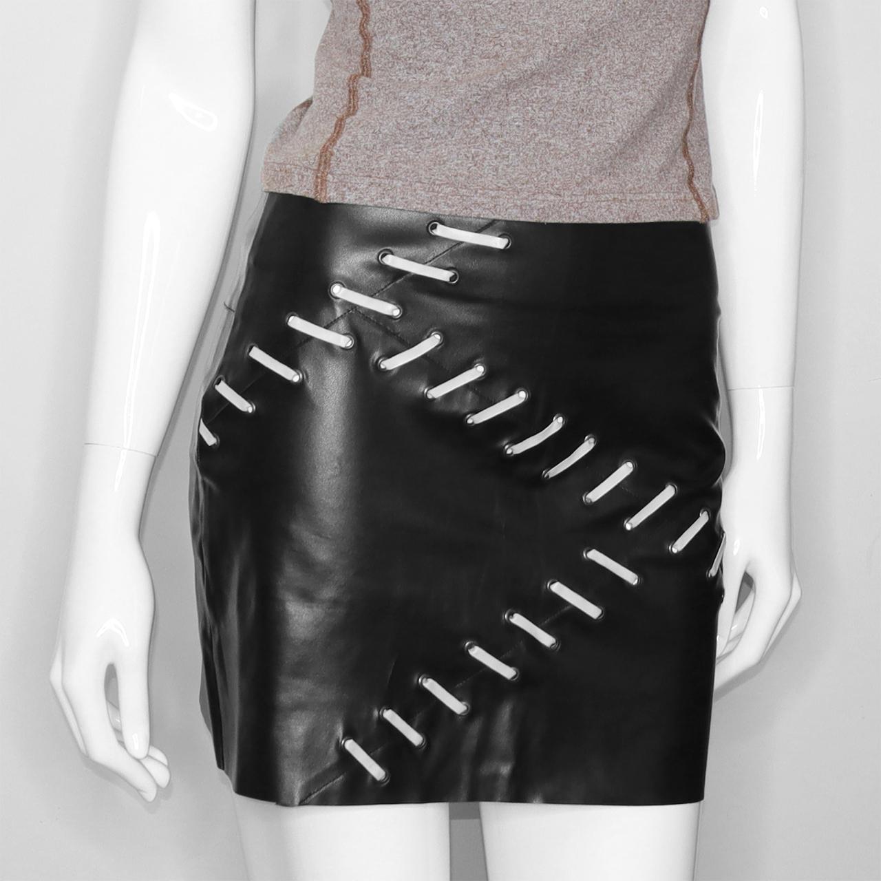 White mini clearance skirt pvc