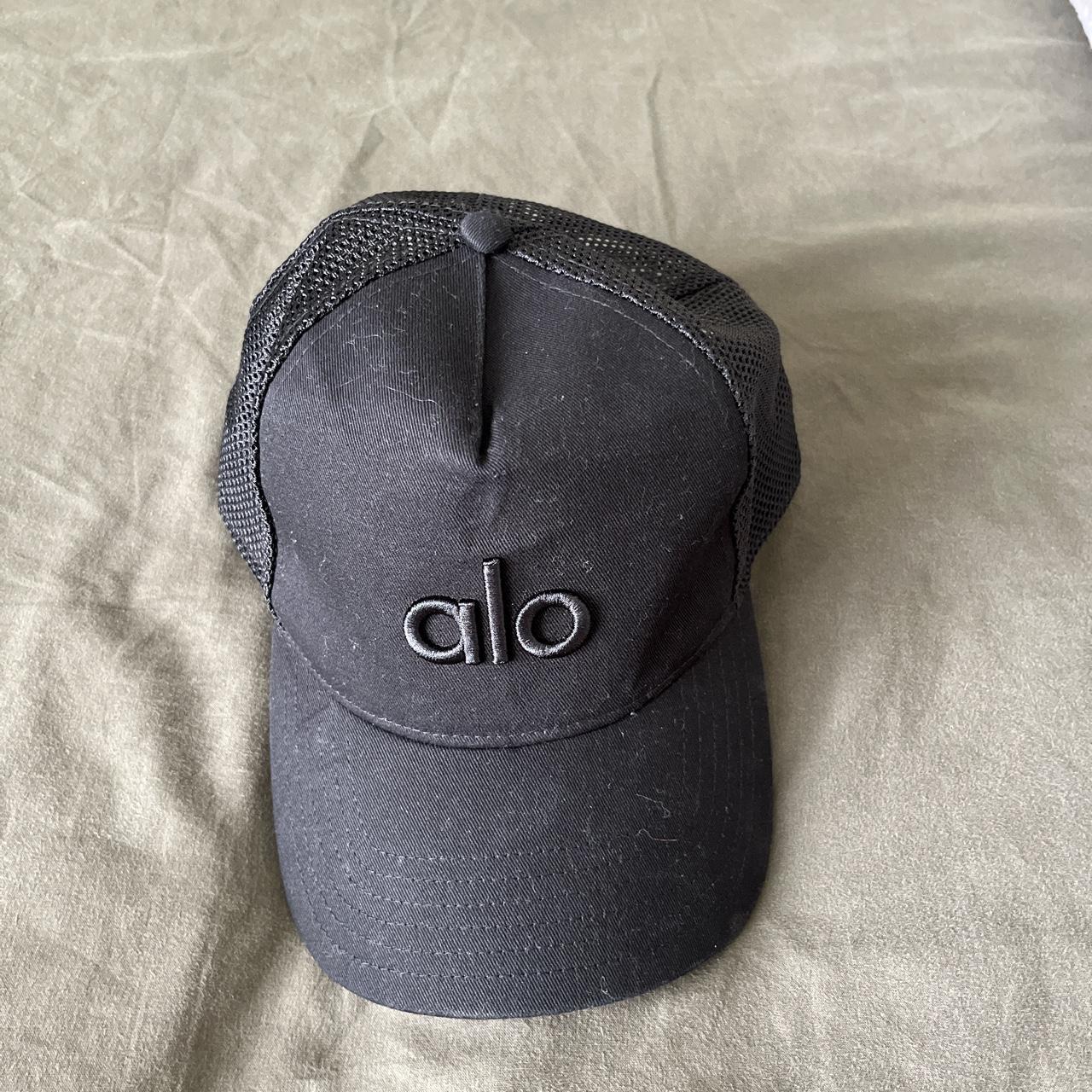 Alo Yoga Men's Black Hat Depop
