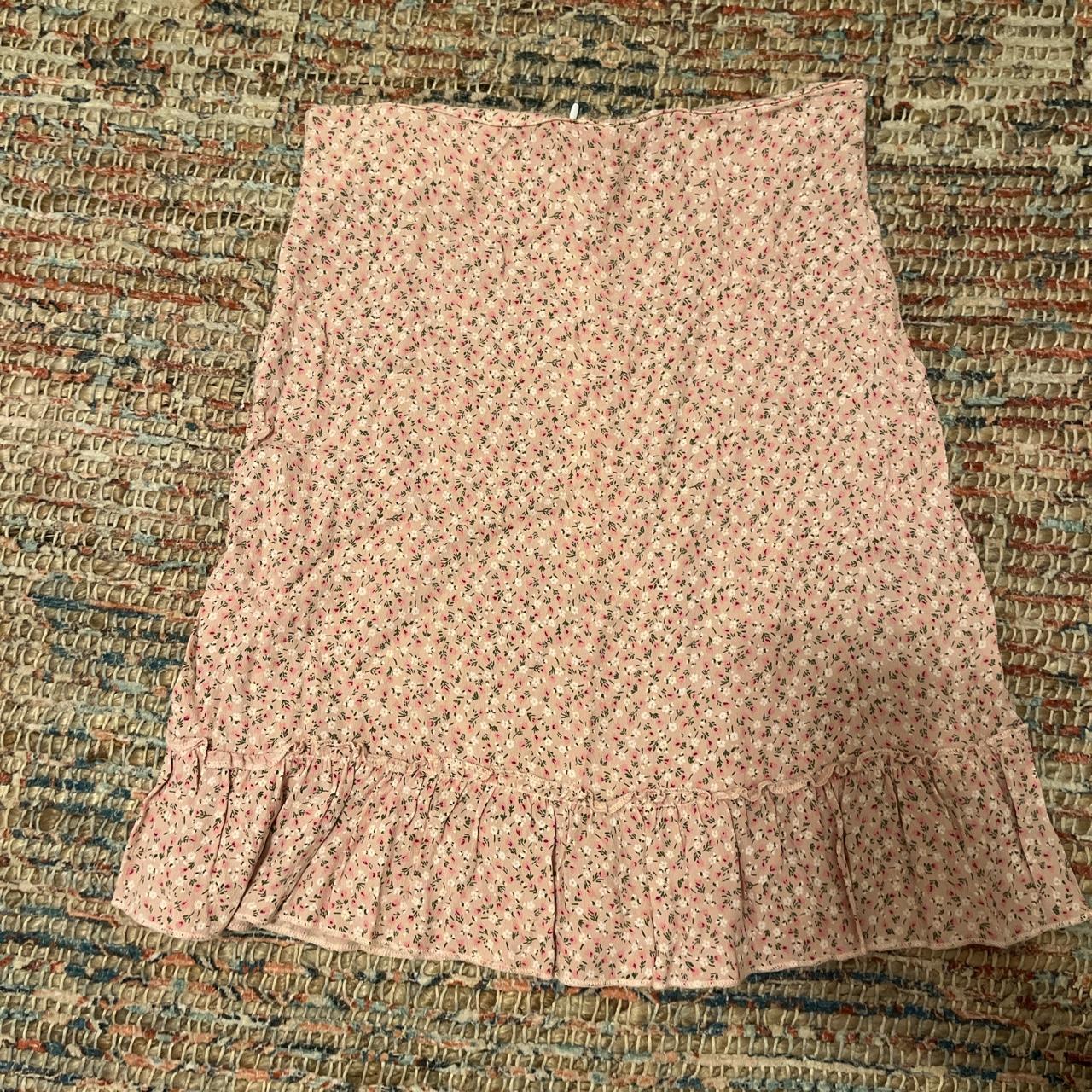 Brandy Melville Women's Pink Skirt | Depop