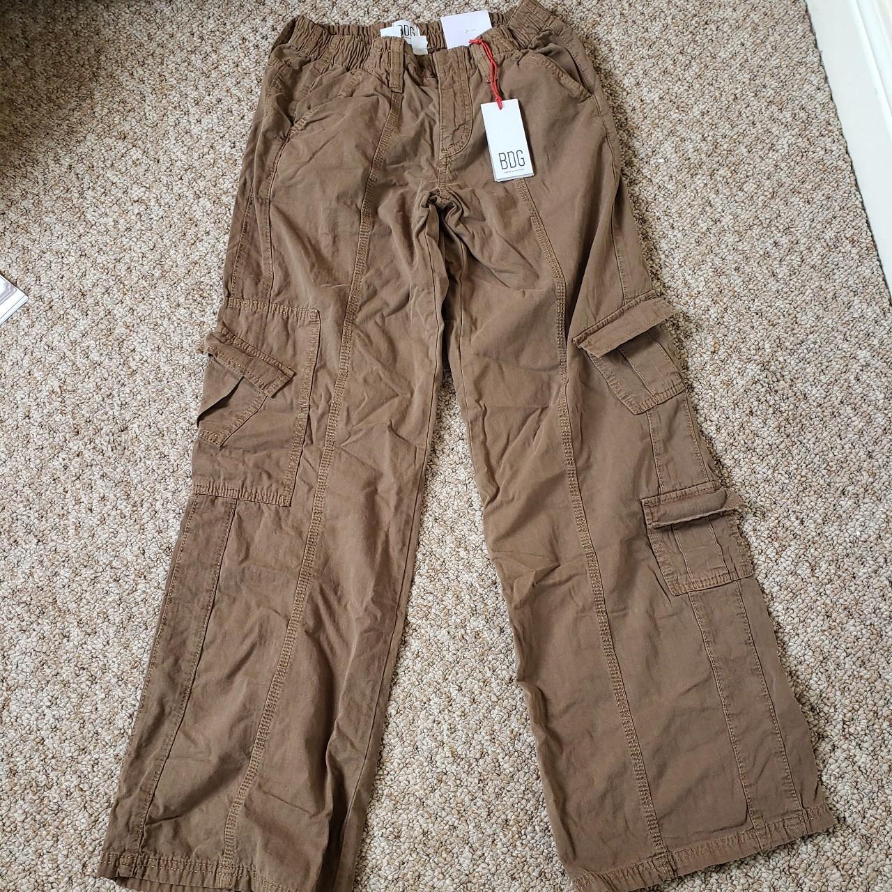 Brown y2k urban outfitters cargo Size XXS but I'm... Depop