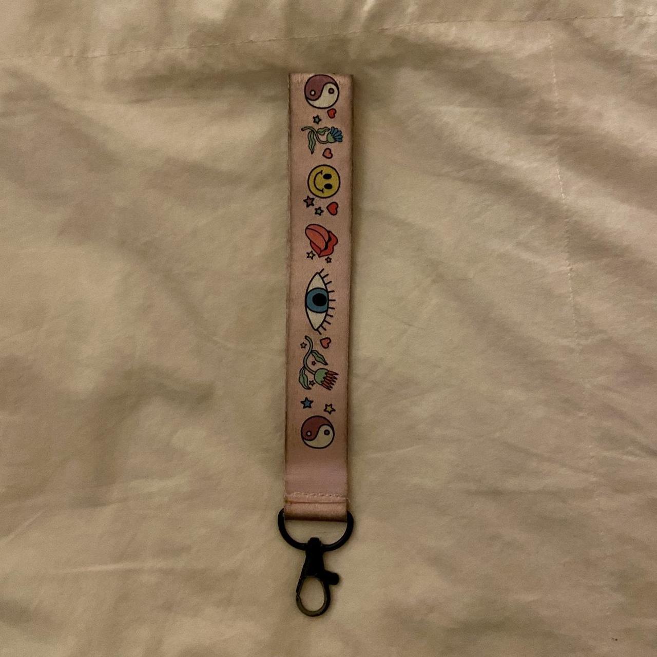 zumiez graphic keychain!! Depop