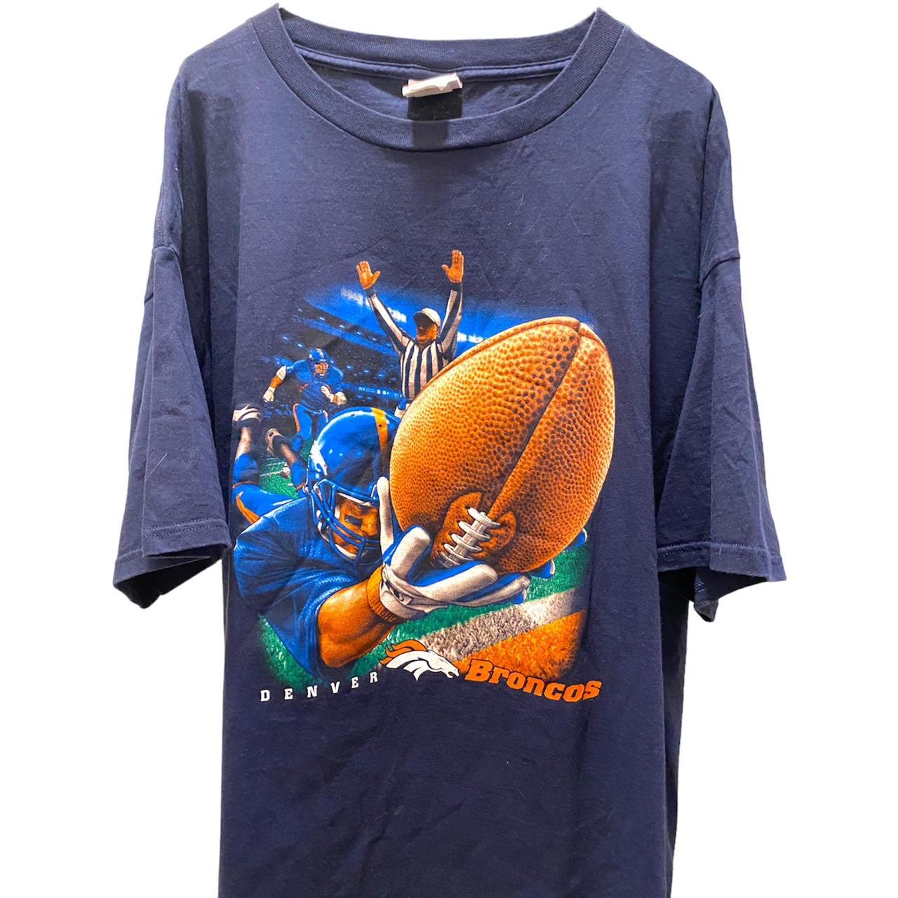 Denver Broncos Team Vintage Art T-Shirt