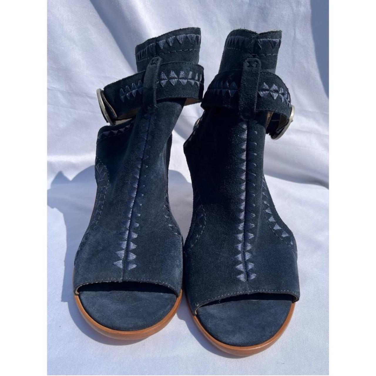 Bernardo Harper Embroidered Peep Toe Block Heel Boot. Depop