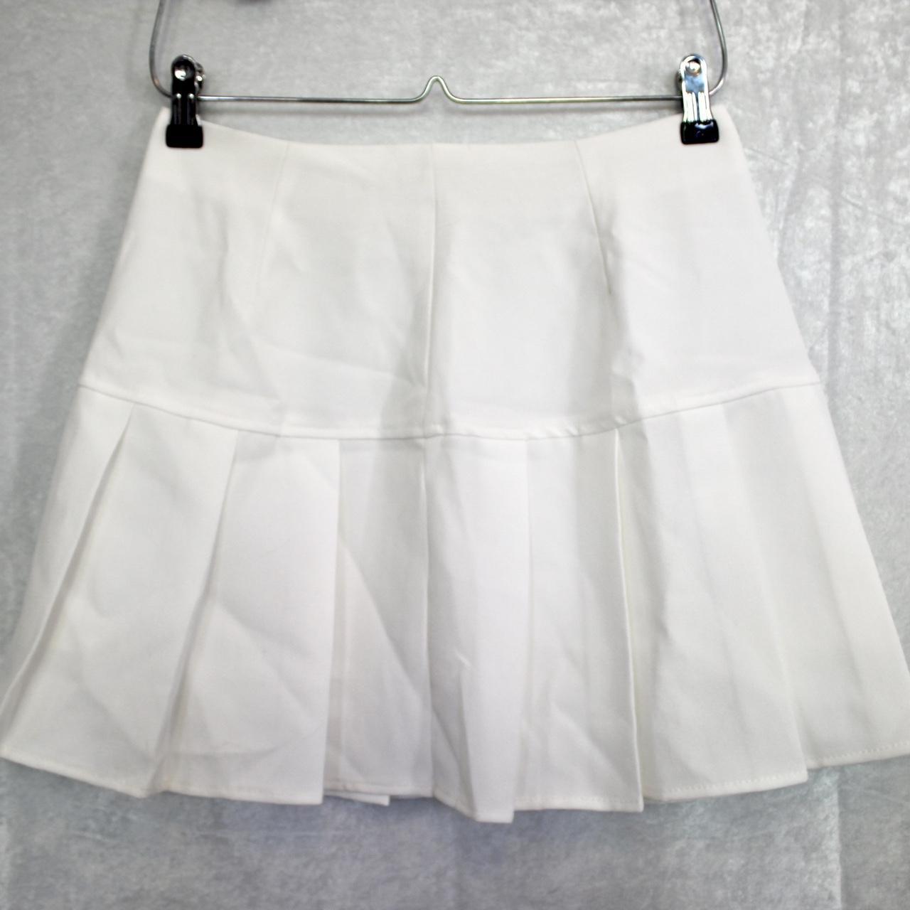 White pleated mini skirt hotsell american apparel