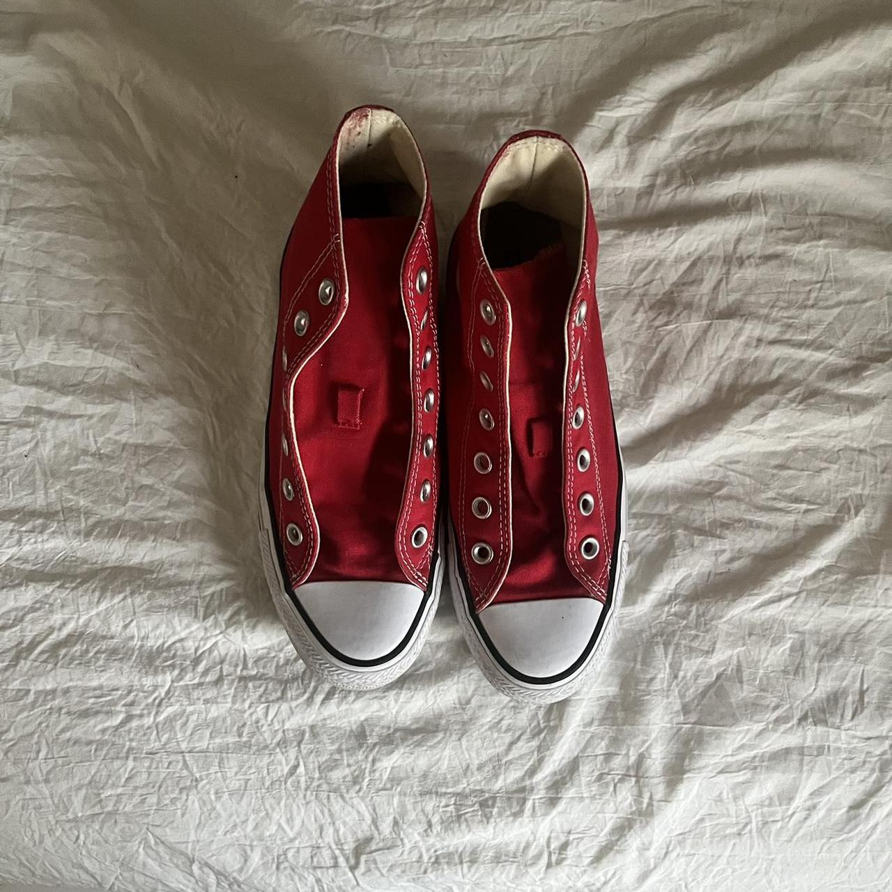 How to clean hot sale red converse shoes