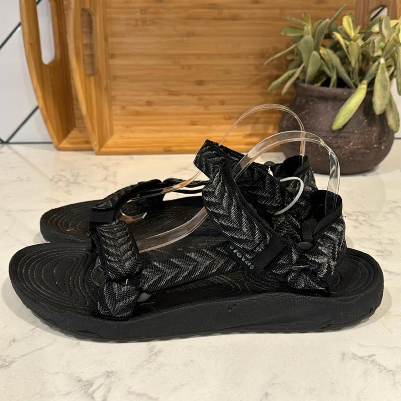 Teva Men's Sandals Black/Grey US 10 – Teva Hurricane Strap