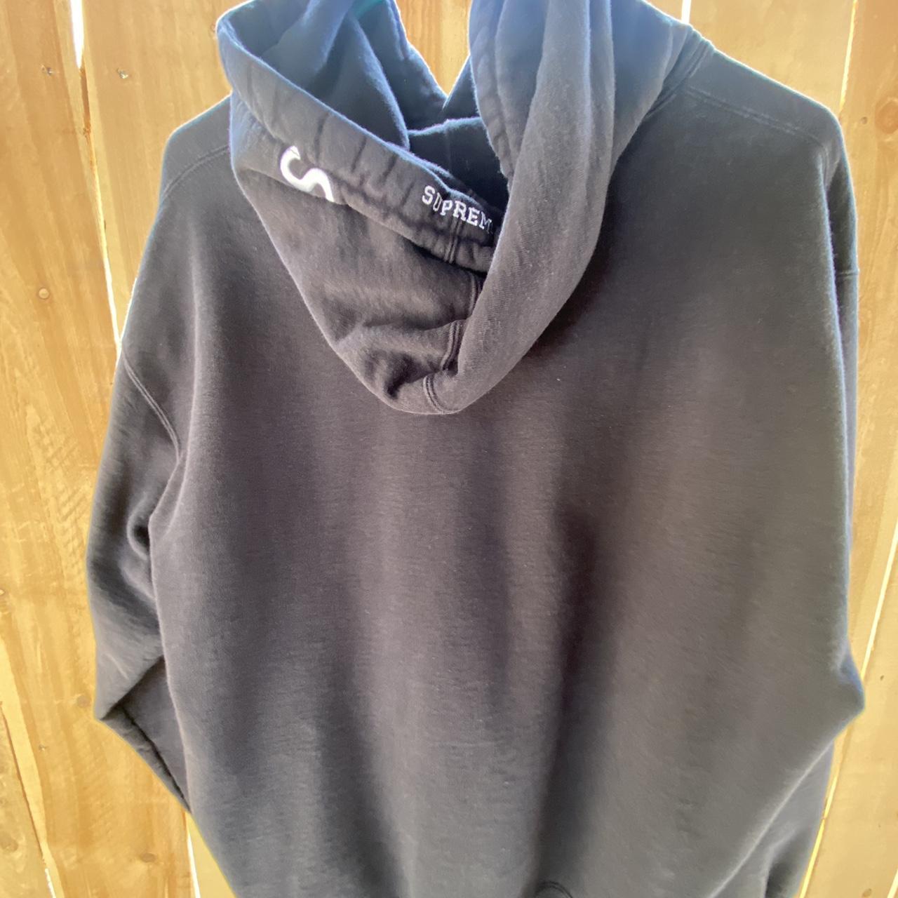 Dark blue supreme hoodie with gray letters - Depop