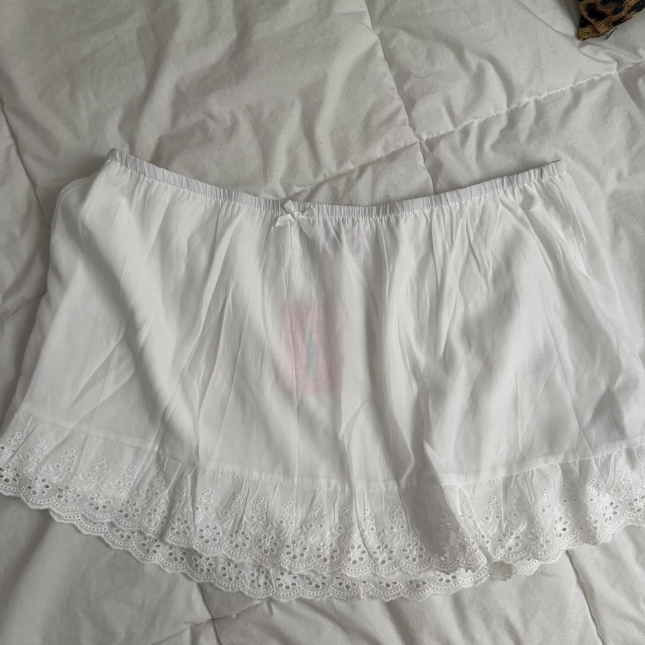 Edikted Women's Skirt - White - 10 – Edikted NWT … - image 3