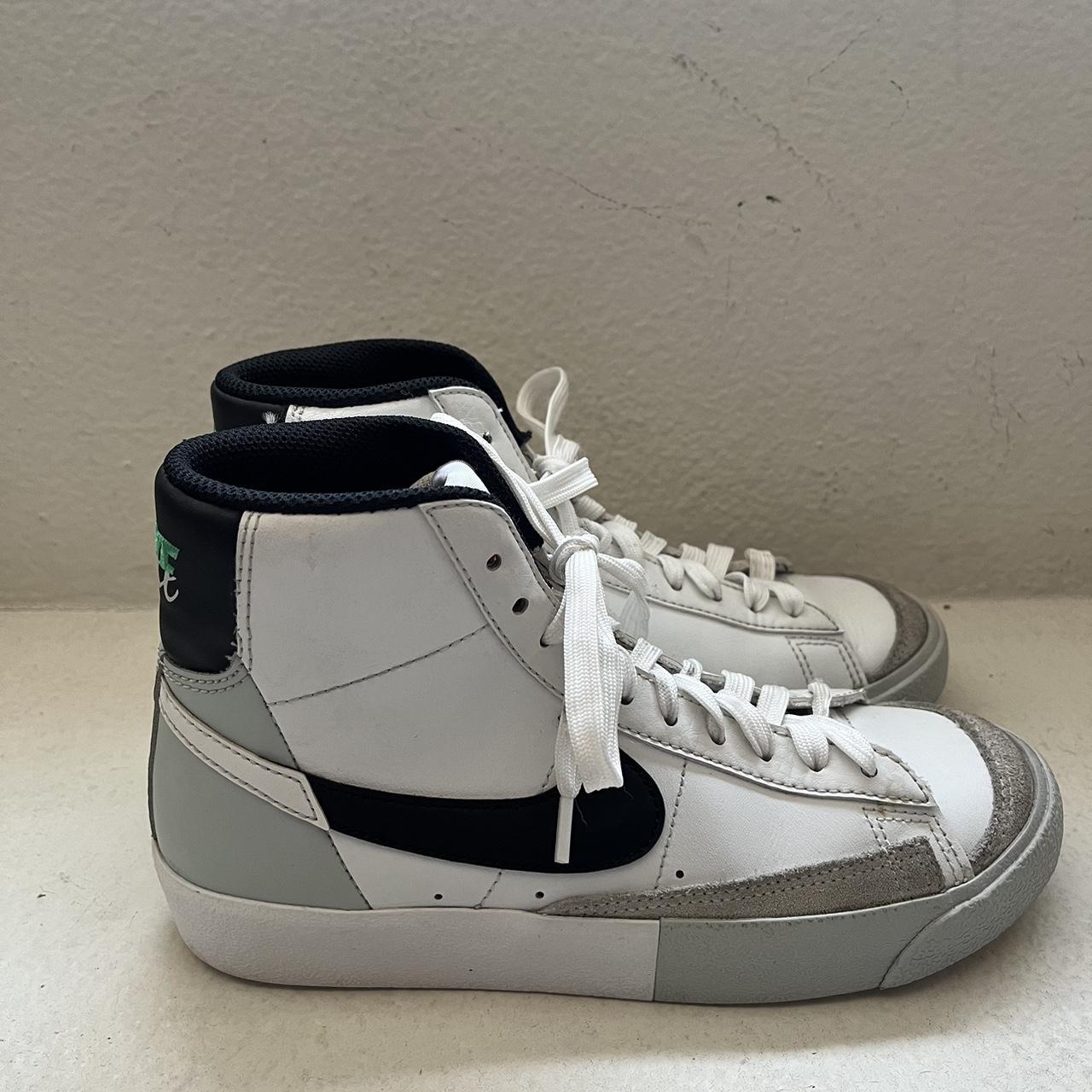 women's 6.5 in youth nike