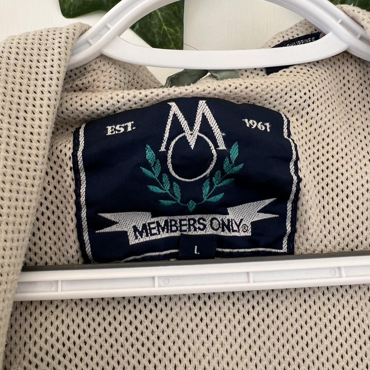 Members Only Women's Green and Cream Jacket (2)