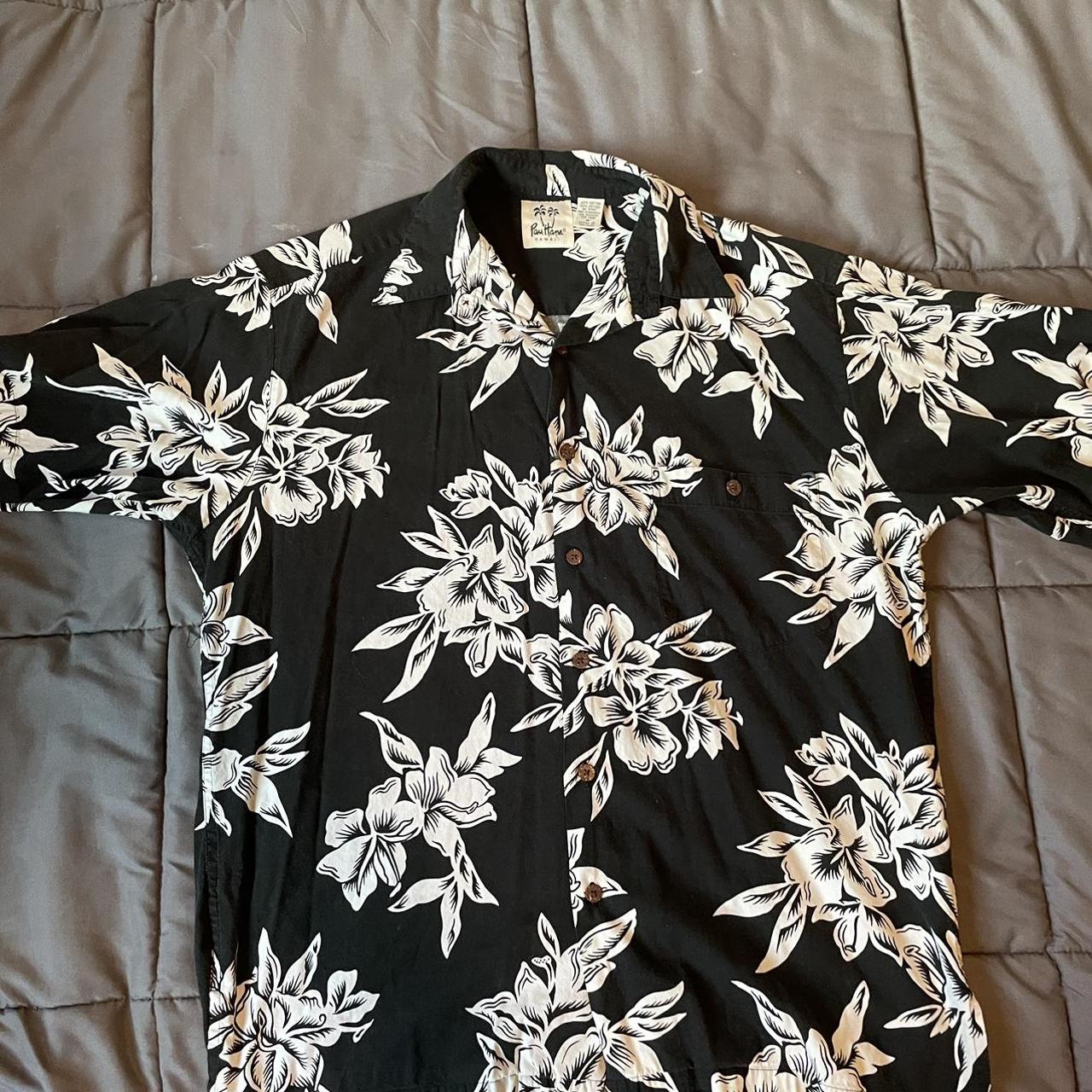 Black and White Hawaiian floral shirt Size M Worn... - Depop