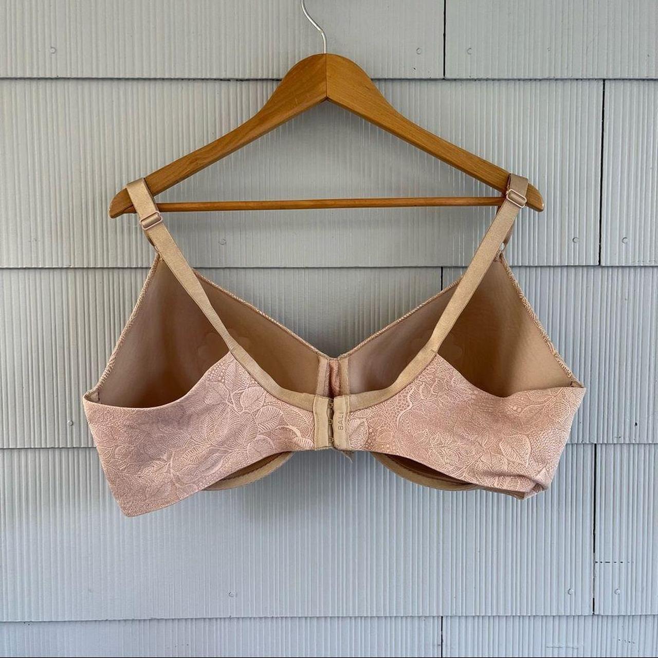 Bali Back Smoothing Underwire Bra Full Figure... Depop
